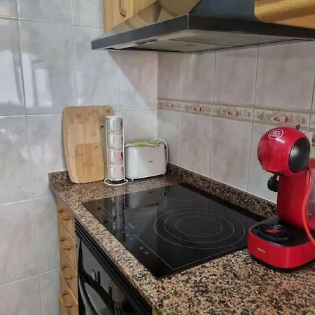 Lovely Three-bedroom In Puerto De Sagunt